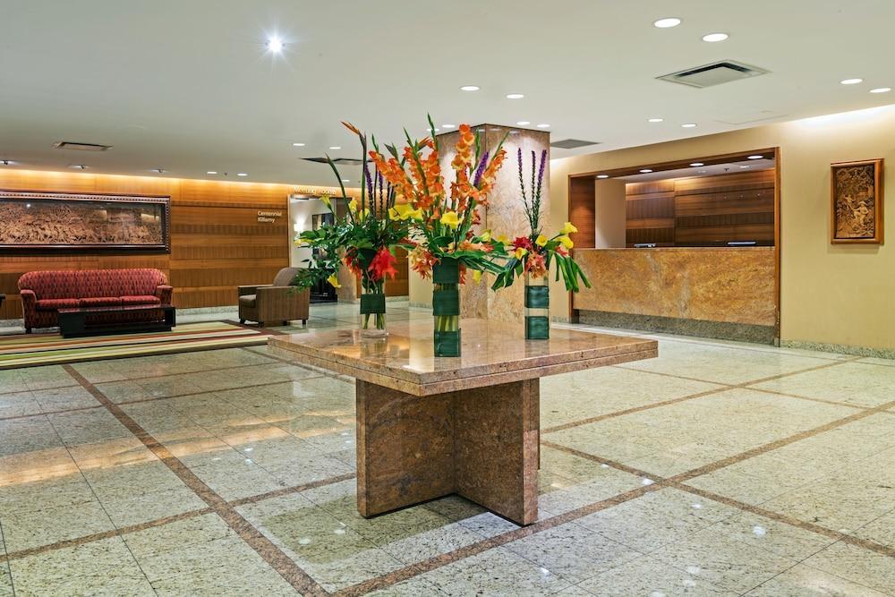 Hotel Crowne Plaza Toronto Airport By Ihg Exterior foto